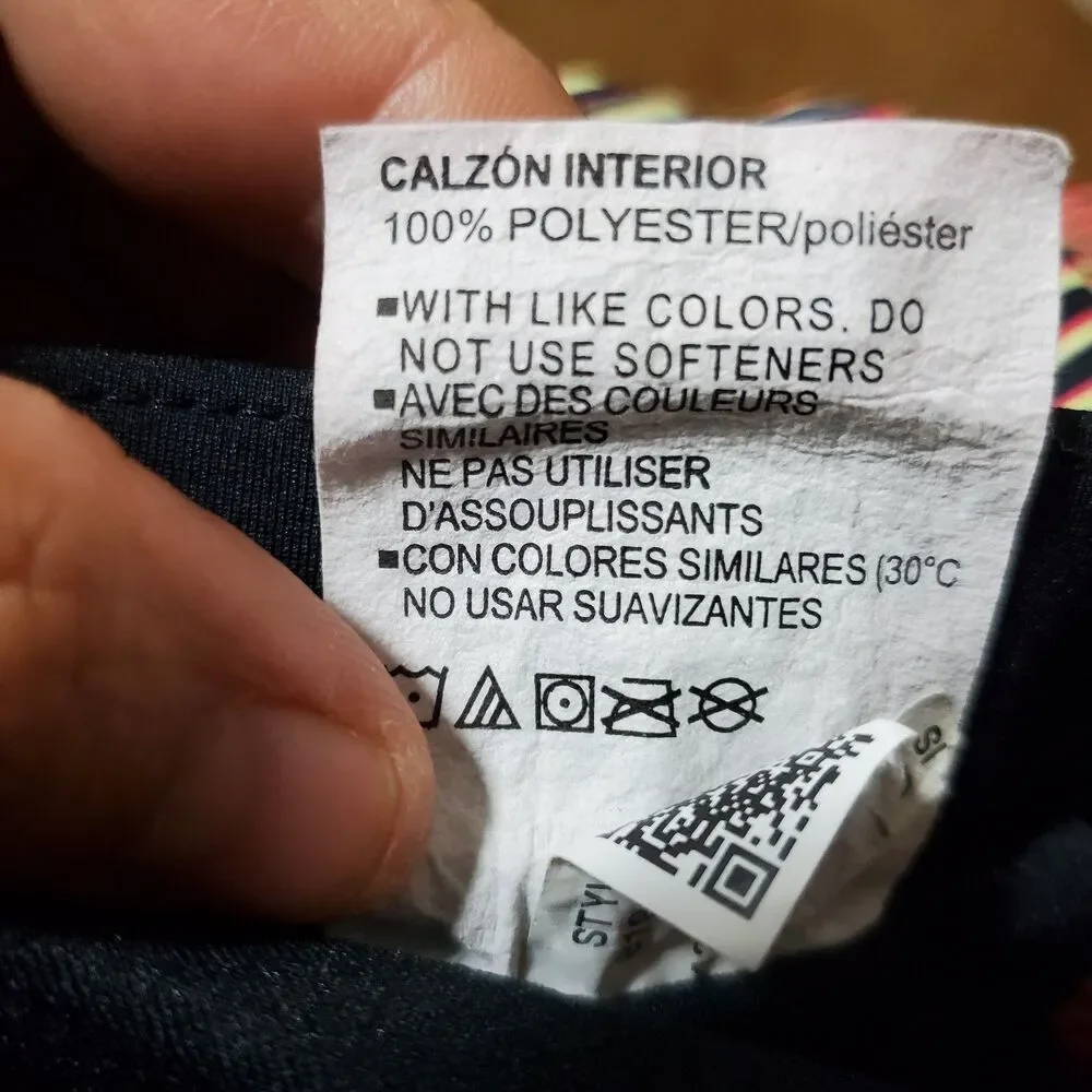 Under Armour Women's Shorts Size XL - Picture 8 of 9